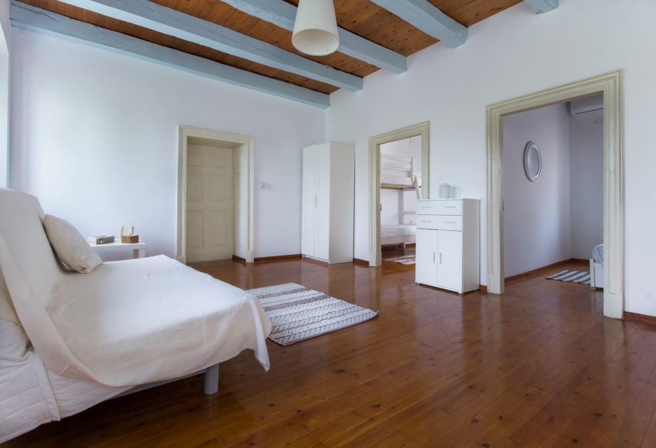 Central House Agrafoi Zewnętrze zdjęcie